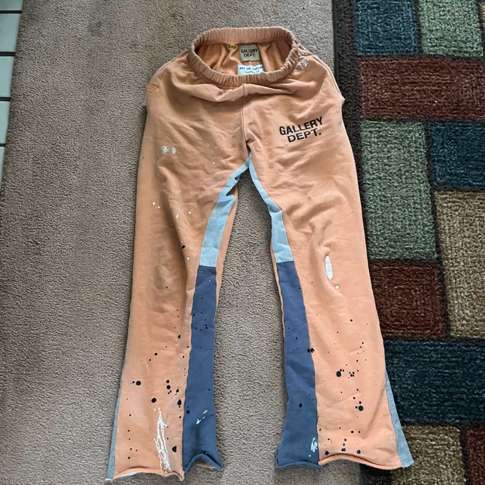 Orange Gallery dept flared sweatpants